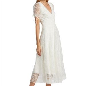 Monique Lhuillier Floral Midi-Lenth Grown Size 4